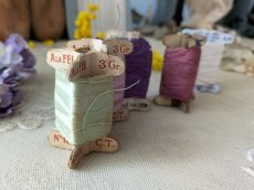 画像4: フランス 1900-1930年 立体糸巻き 5色セット (4)