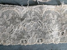 画像7: フランスアンティーク　花柄 円形レース 73cm（146cm） (7)