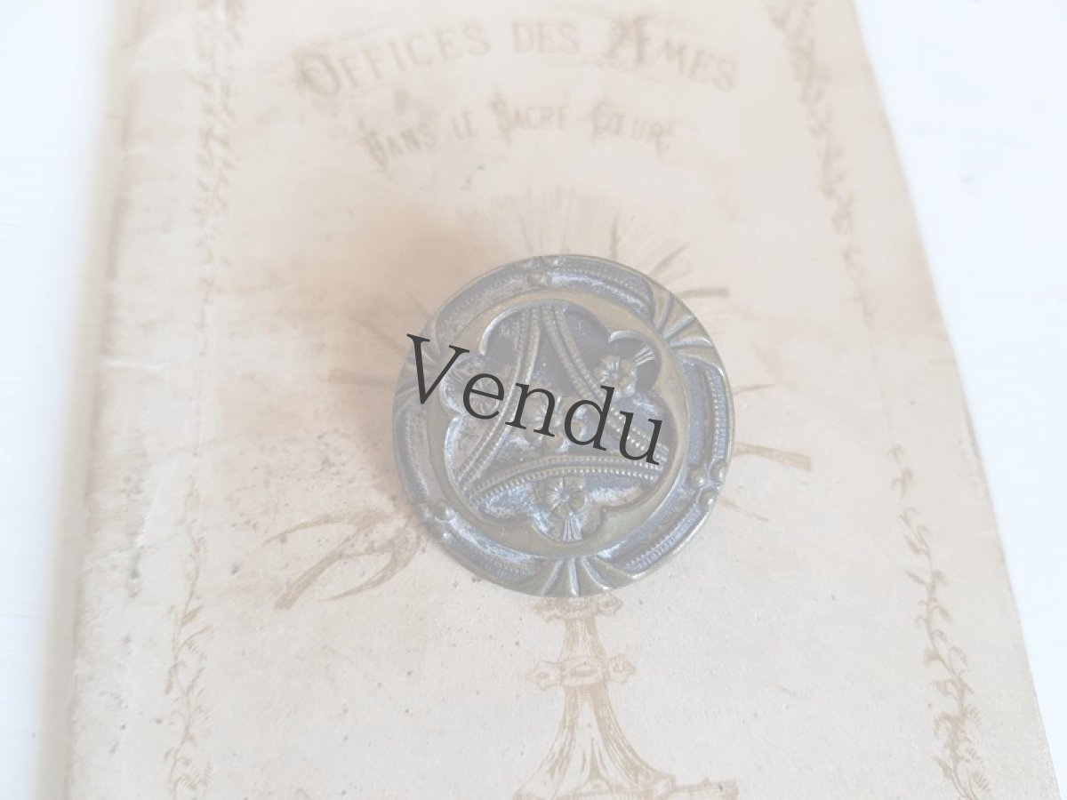 画像4: アンティーク　アール・ヌーボー メタルボタン 27ｍｍ (4)