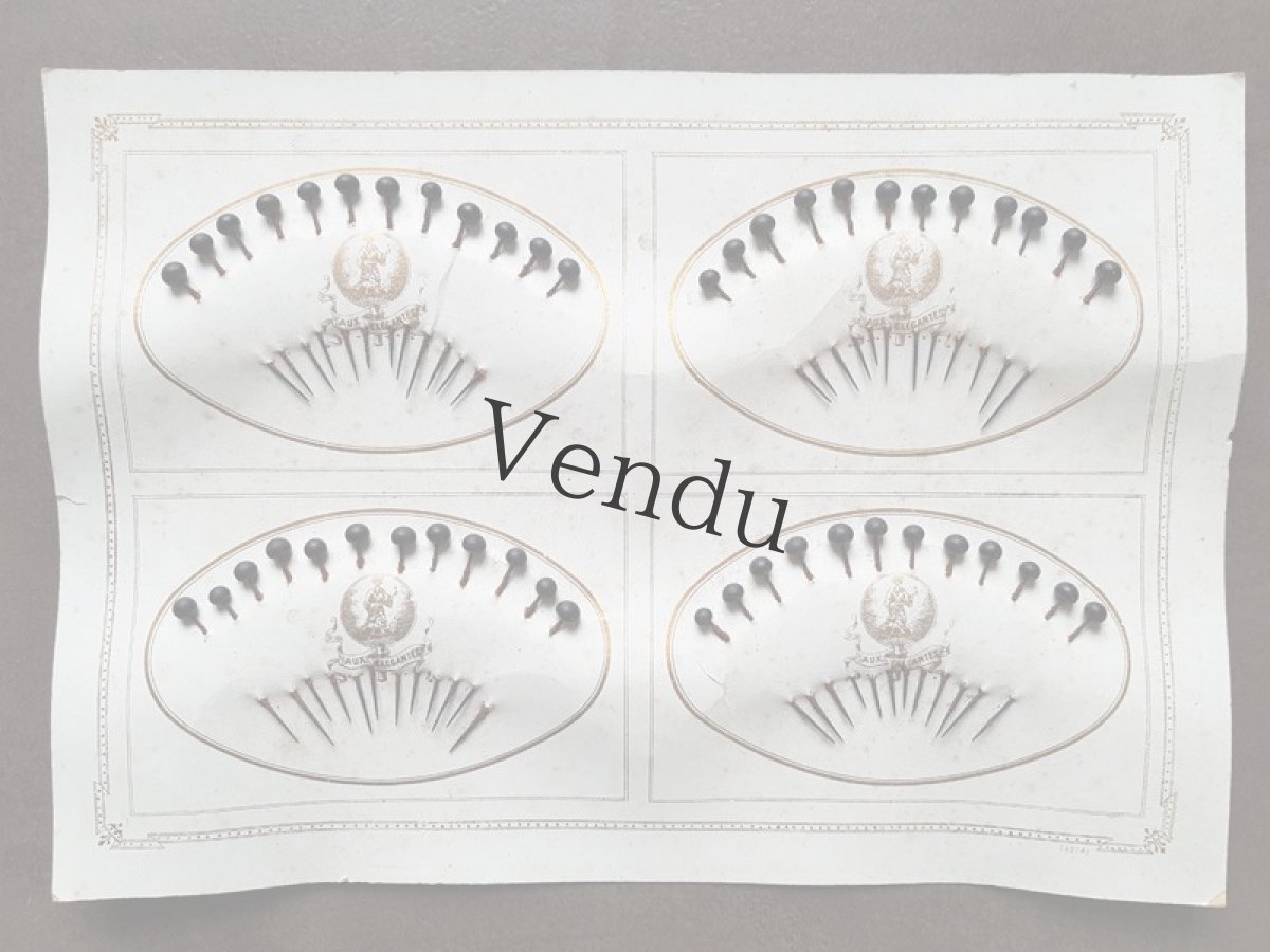 画像2: フランスアンティーク　美しい台紙のエパングルセット (2)