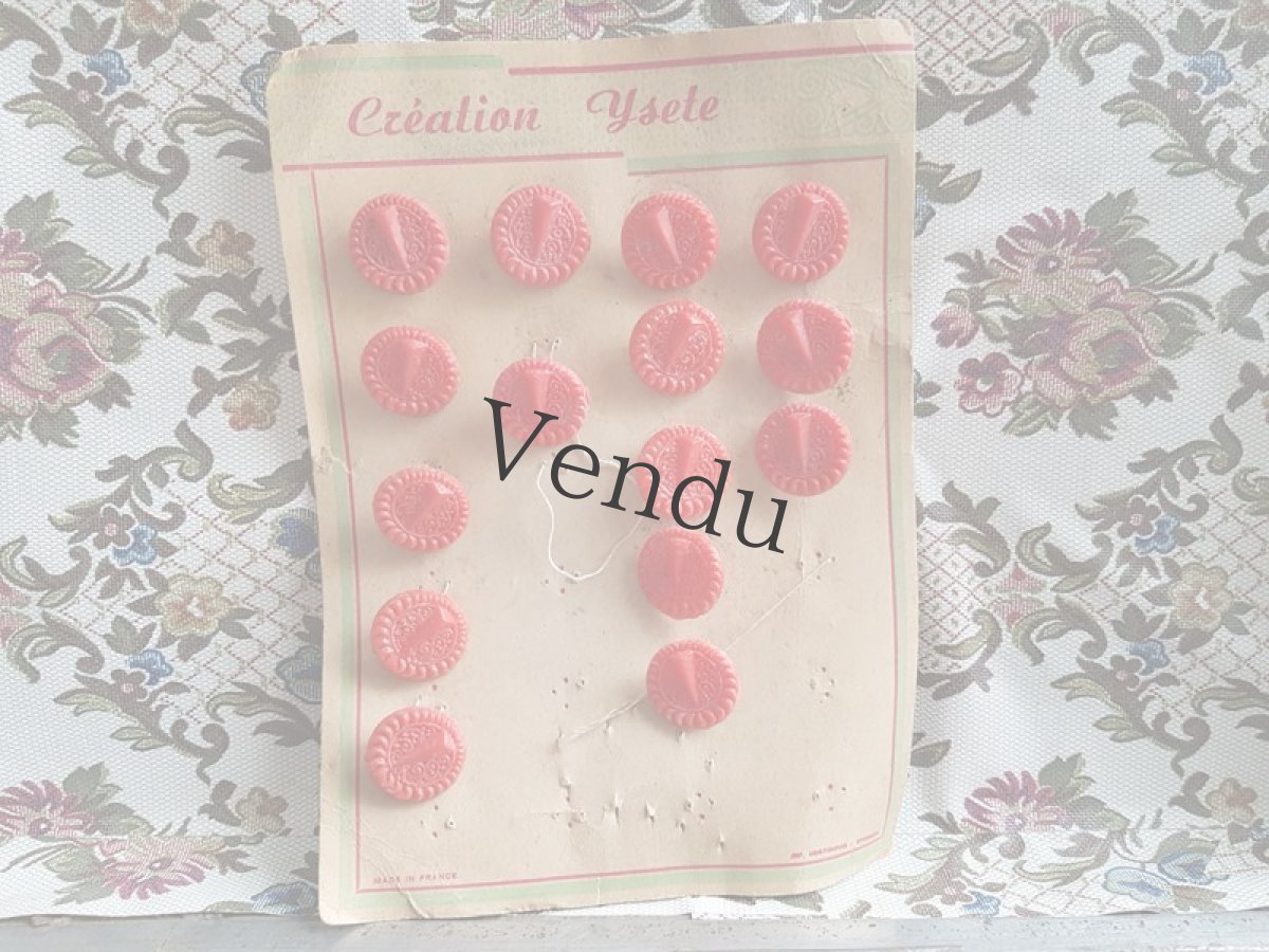 画像6: ヴィンテージ　オリエンタルなボタンシート赤 (6)