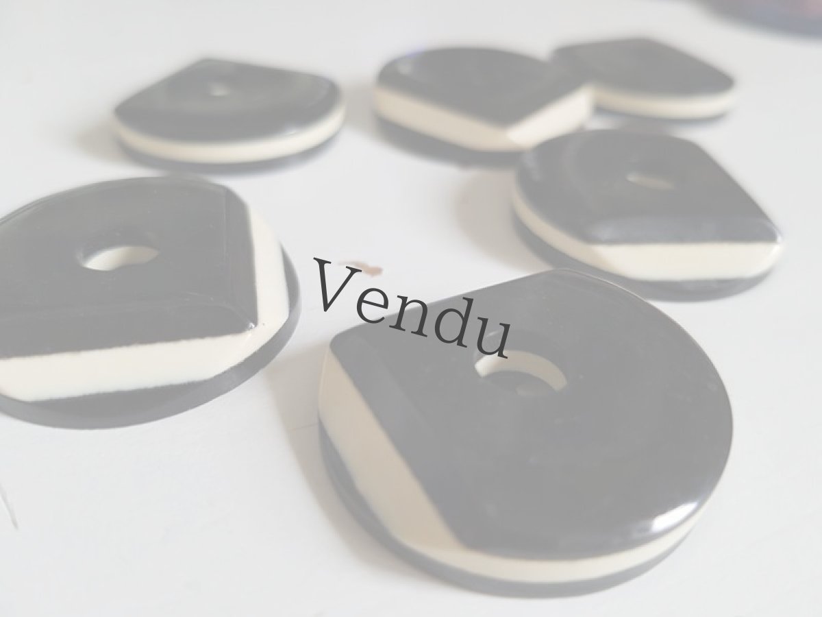 画像4: アンティーク　アールデコボタン 30ｍｍ 6個セット (4)