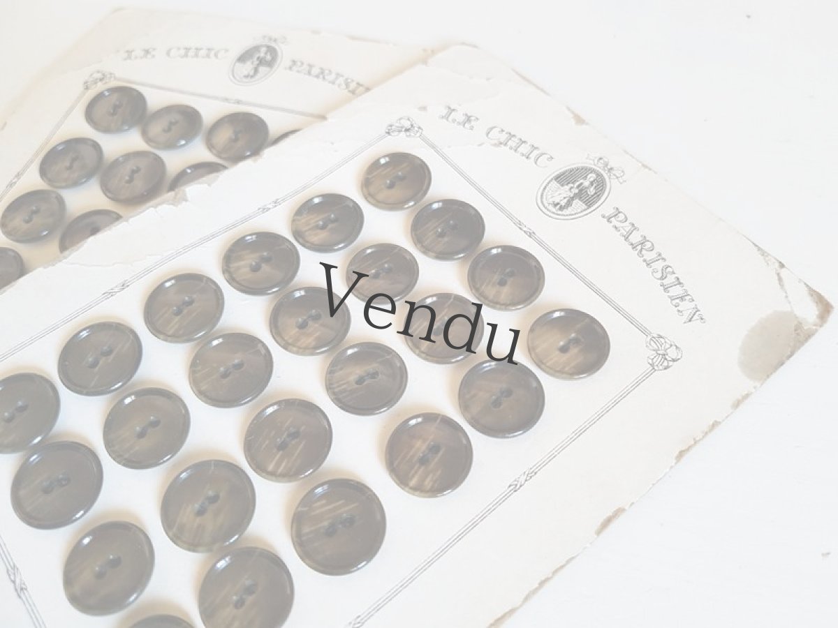 画像5: フランスアンティーク　シックなボタンシート L.I.B (5)