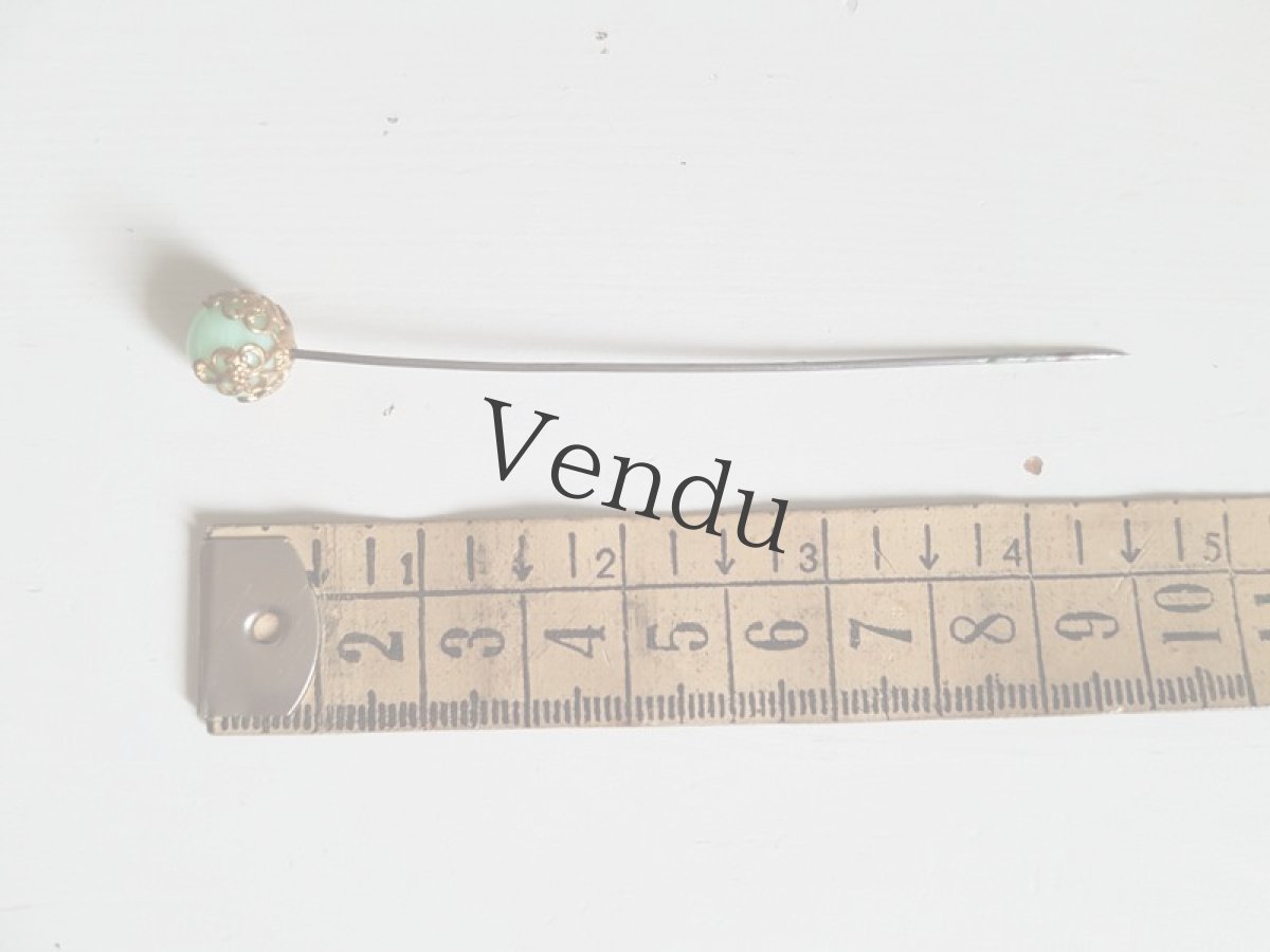 画像5: ヴィンテージ　エメラルドカラーのハットピン 9.2cm (5)