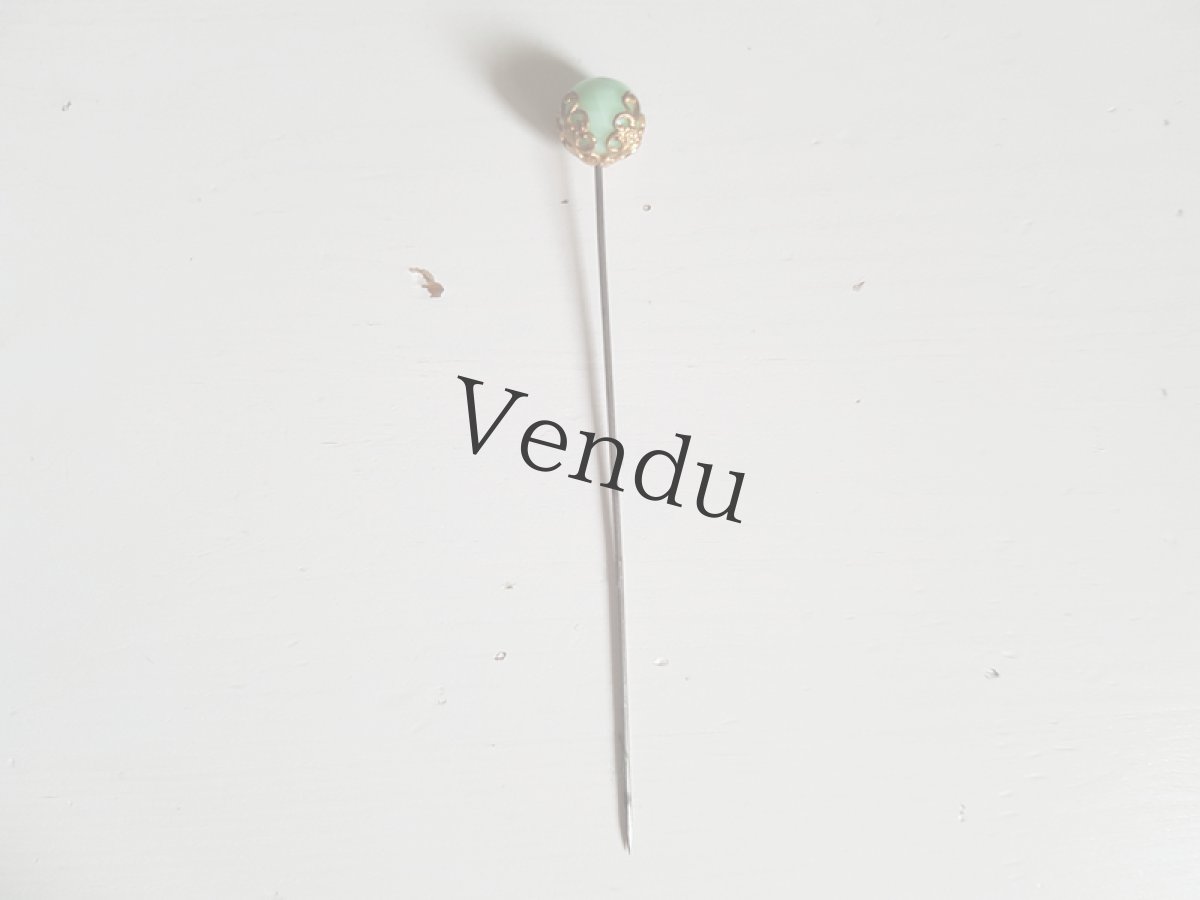 画像3: ヴィンテージ　エメラルドカラーのハットピン 9.2cm (3)