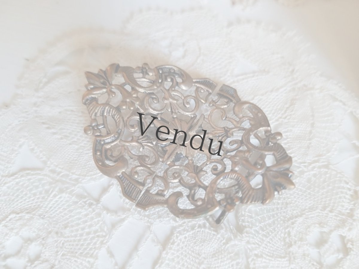 画像5: アンティーク　透かし模様のバックル (5)