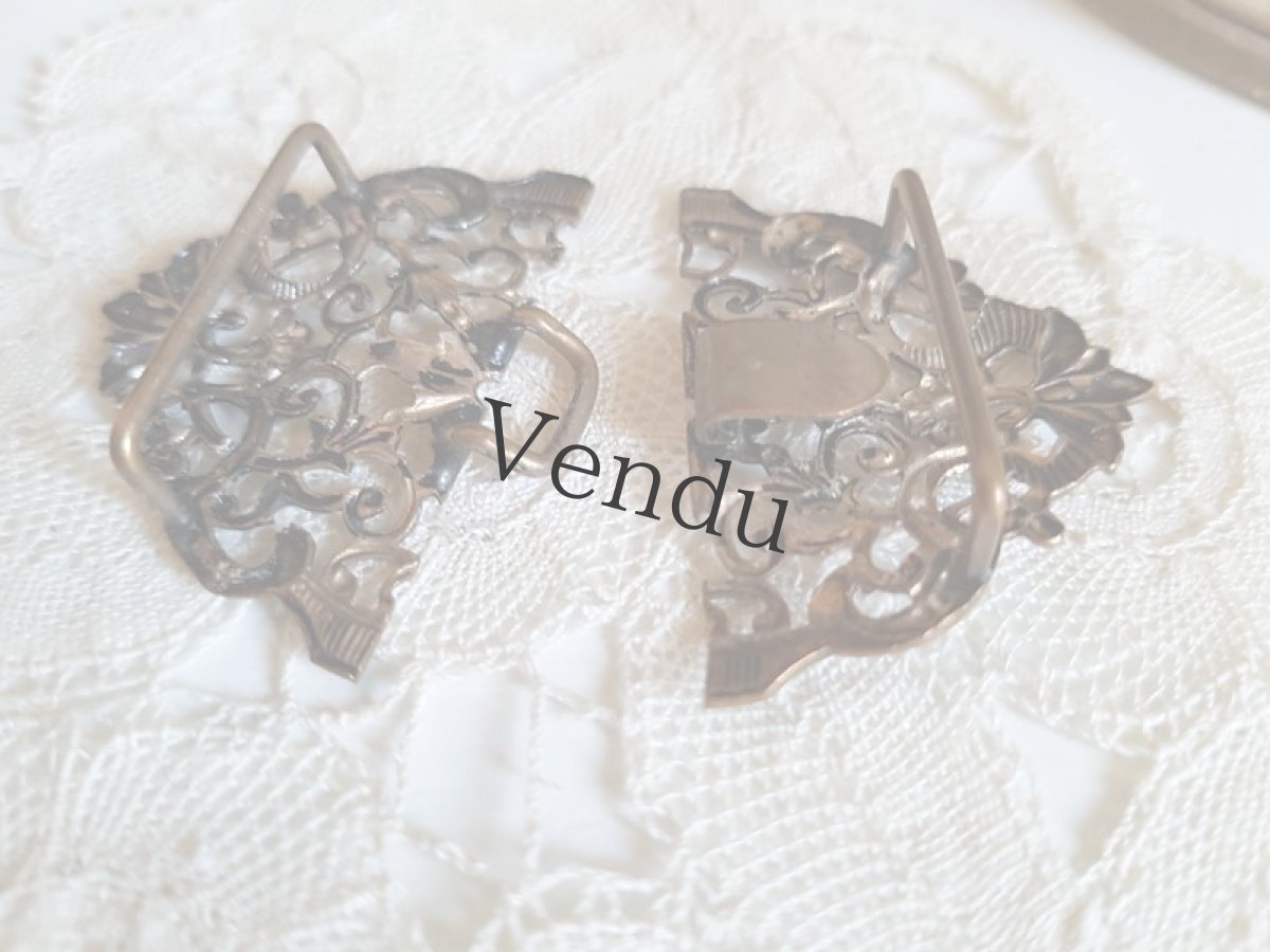 画像7: アンティーク　透かし模様のバックル (7)