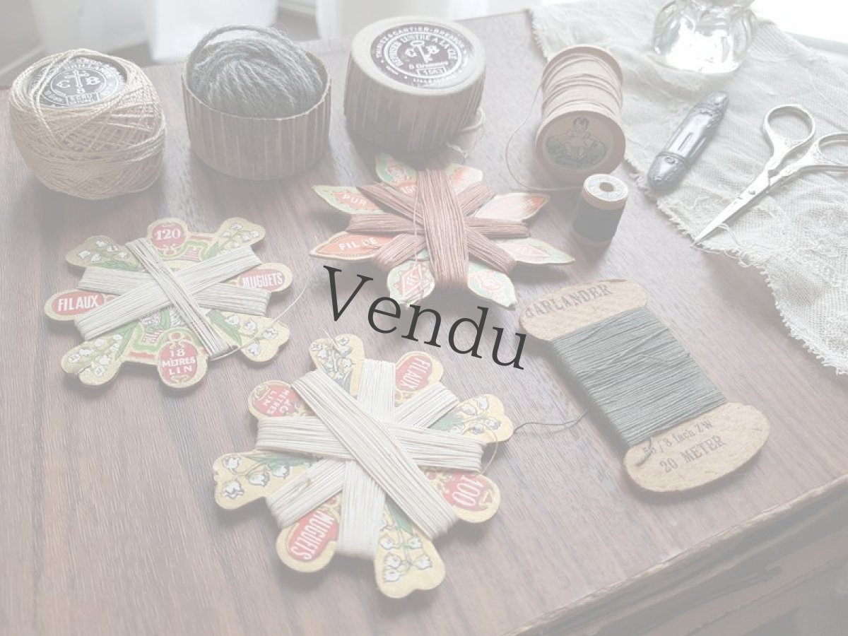 画像6: アンティーク　鈴蘭のリネン糸巻き120 (6)