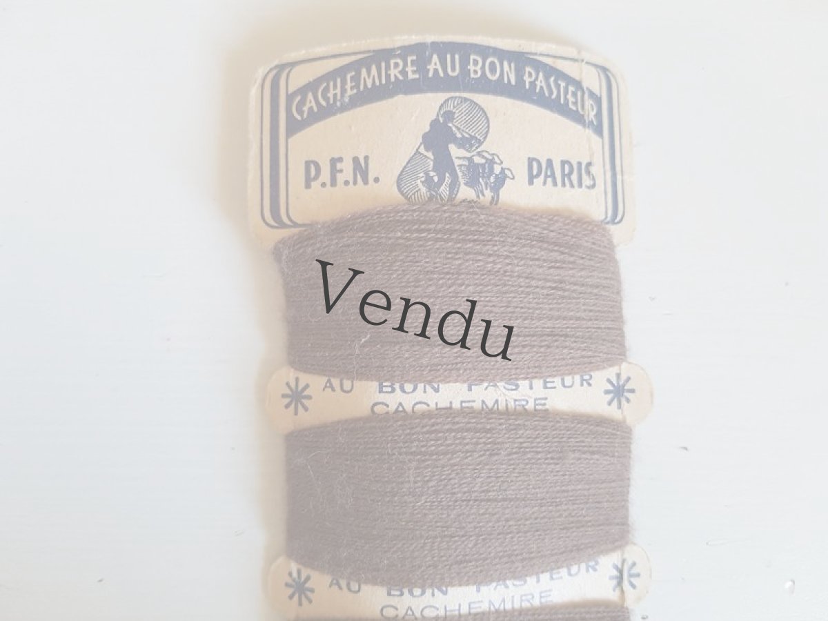 画像4: アンティーク　紙製糸巻き　カシミア　マロン (4)