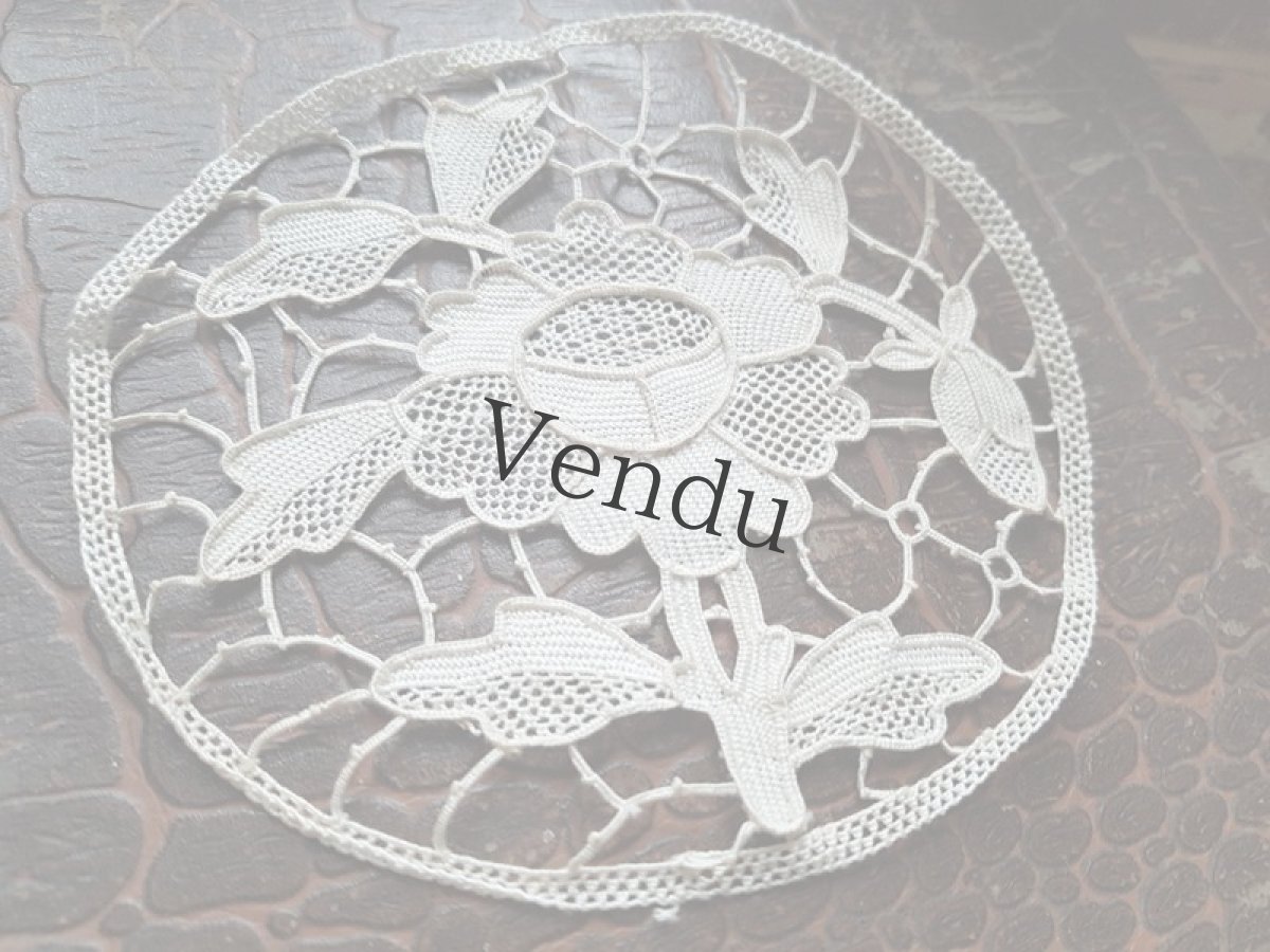 画像4: ヴィンテージ　レースモチーフ　カメリア (4)