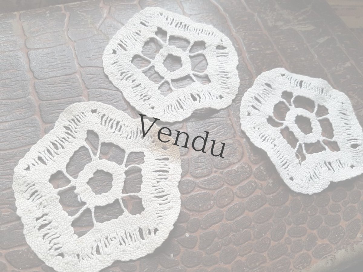 画像3: フランスヴィンテージ　お花のレースモチーフ４枚セット (3)