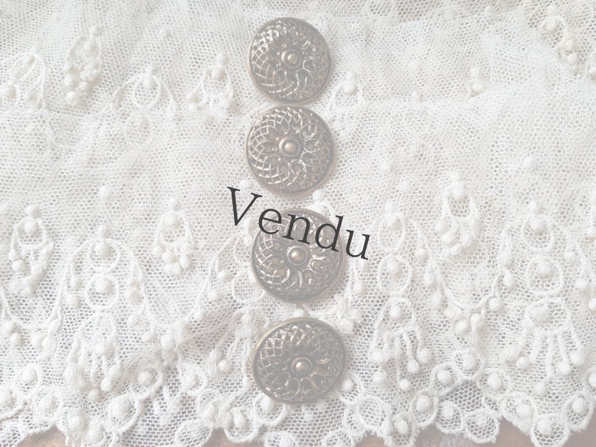 画像3: ヴィンテージ　ゴールドメタルボタン　２個セット (3)