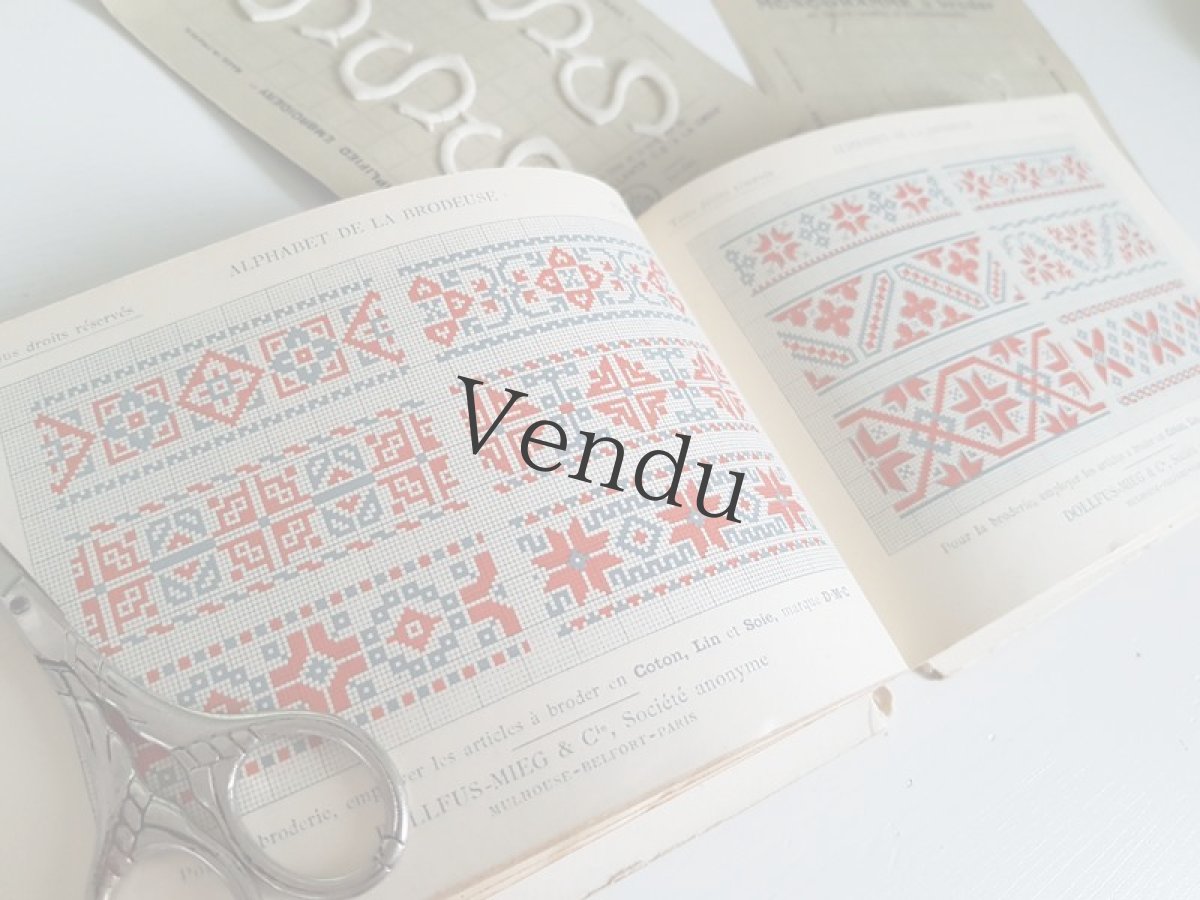 画像4: フランスアンティーク　DMC 刺繍アルファベット図案集 ALPHABET DE LA BRODEUSE (4)