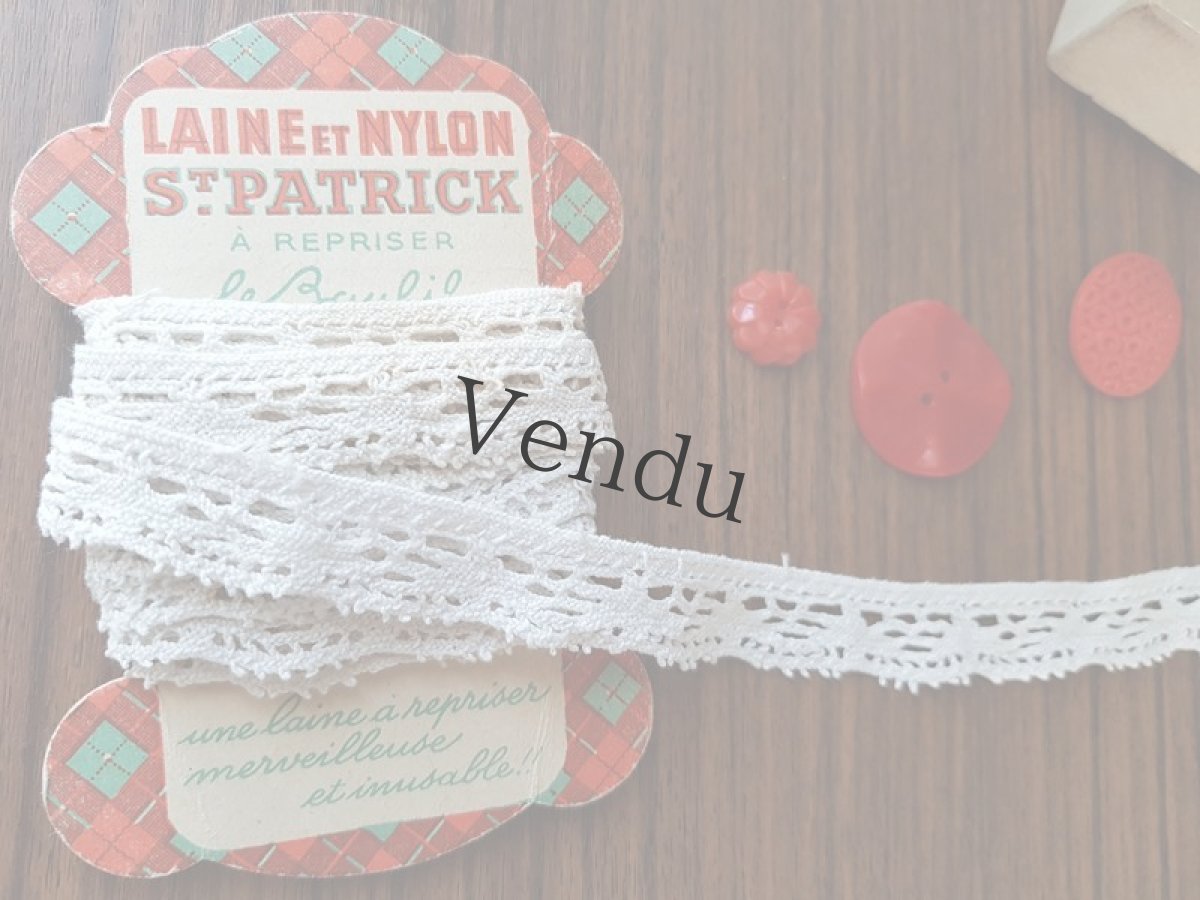 画像3: フランスヴィンテージ　レースブレード　糸巻き台紙つき (3)