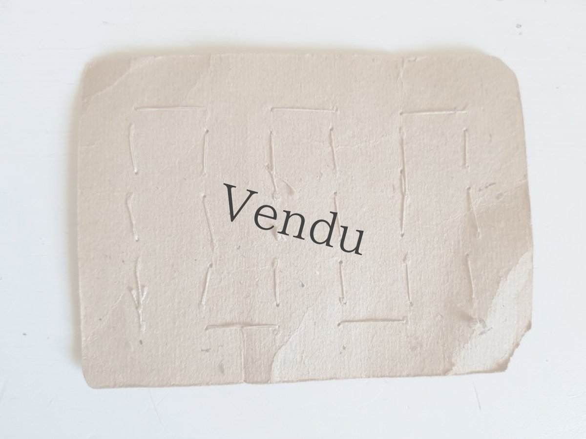 画像5: フランスヴィンテージ　ミルクガラスボタンシート8mm (5)