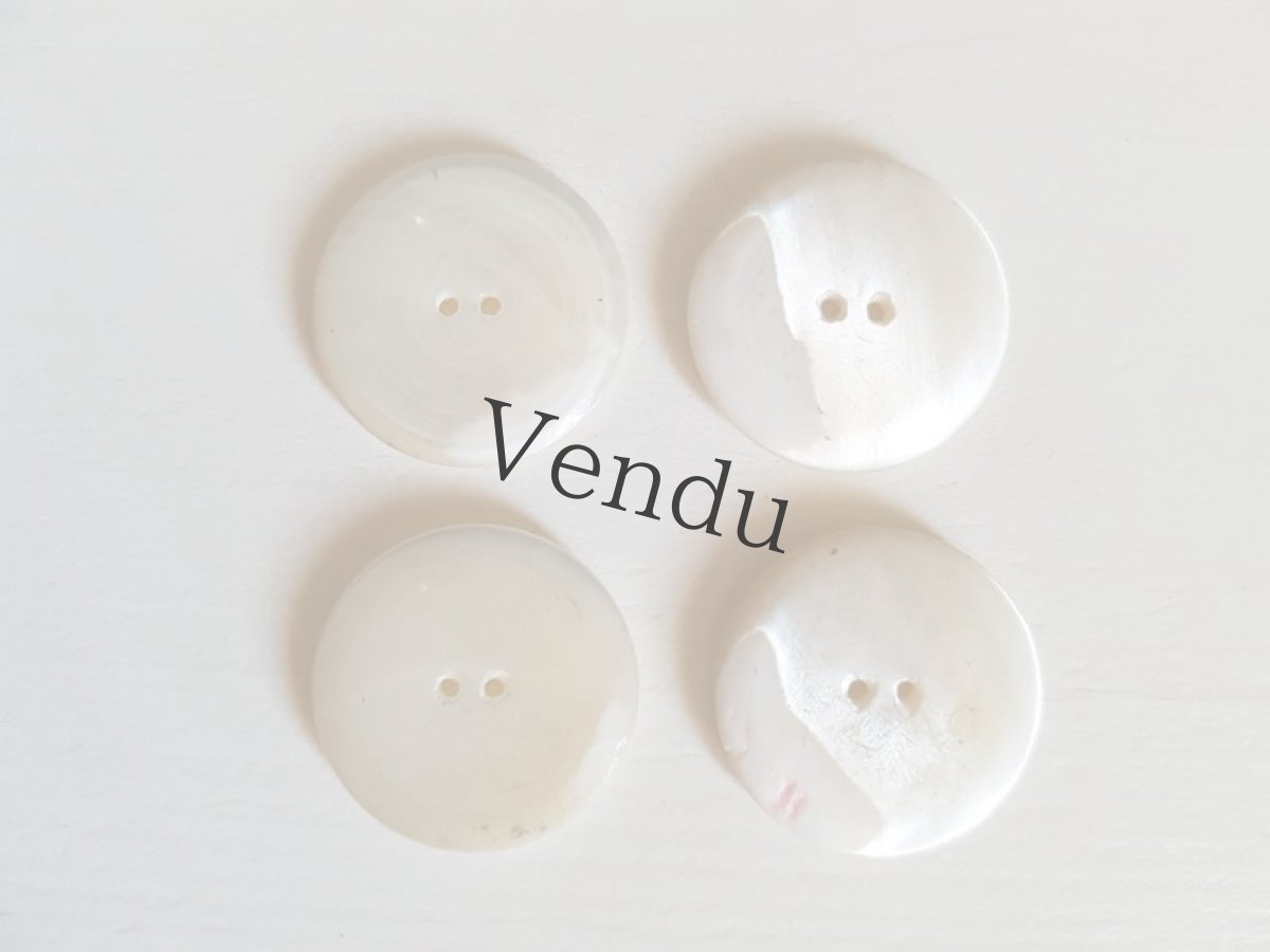 画像7: フランスアンティーク　きれいなカットの貝ボタン22mm ４個セット (7)