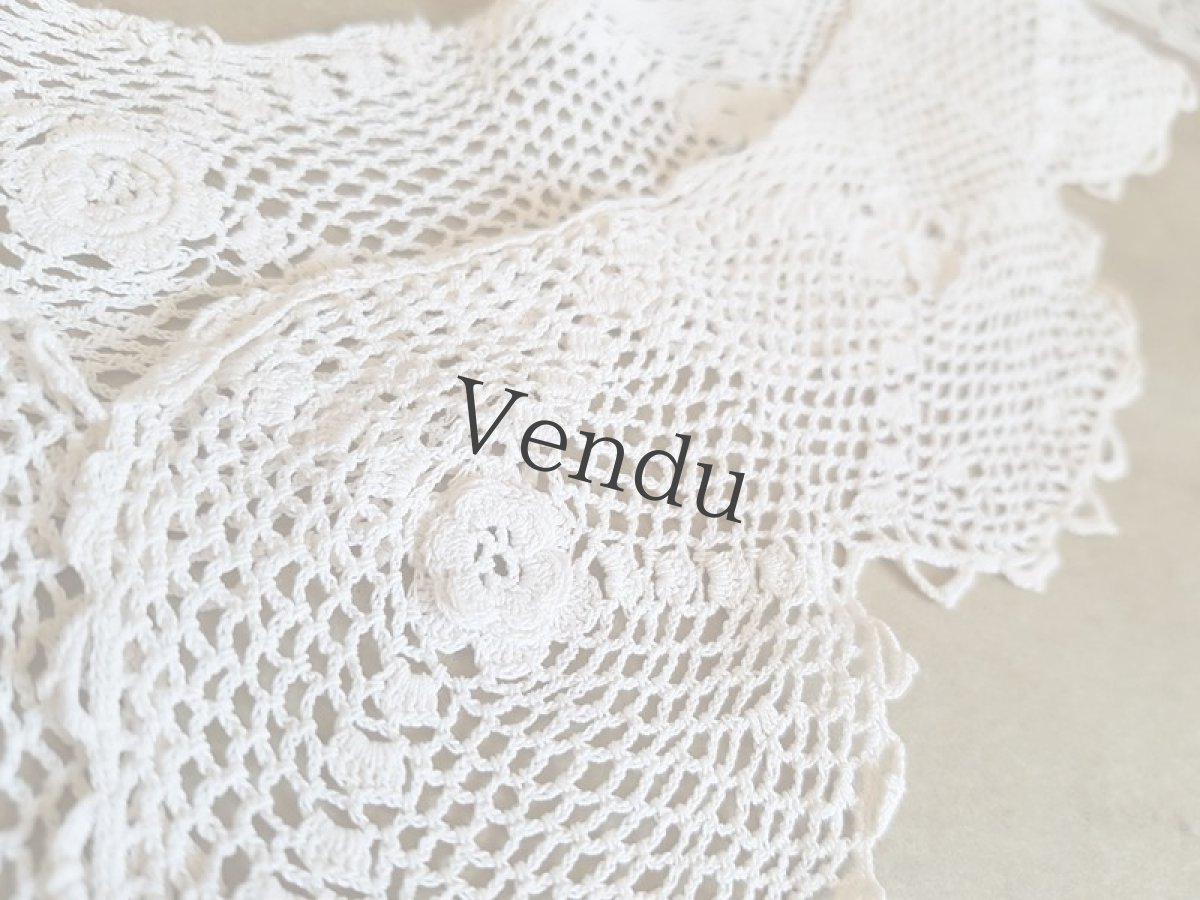 画像2: フランスアンティーク　アイリッシュクロッシェレースのつけ襟 (2)