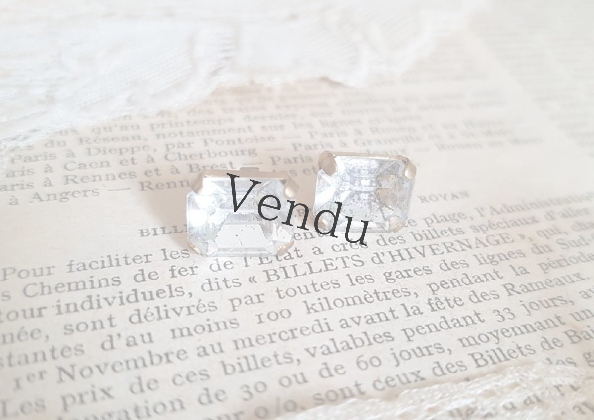 画像2: フランスアンティーク　留め具つきガラスボタン 10mm (2)