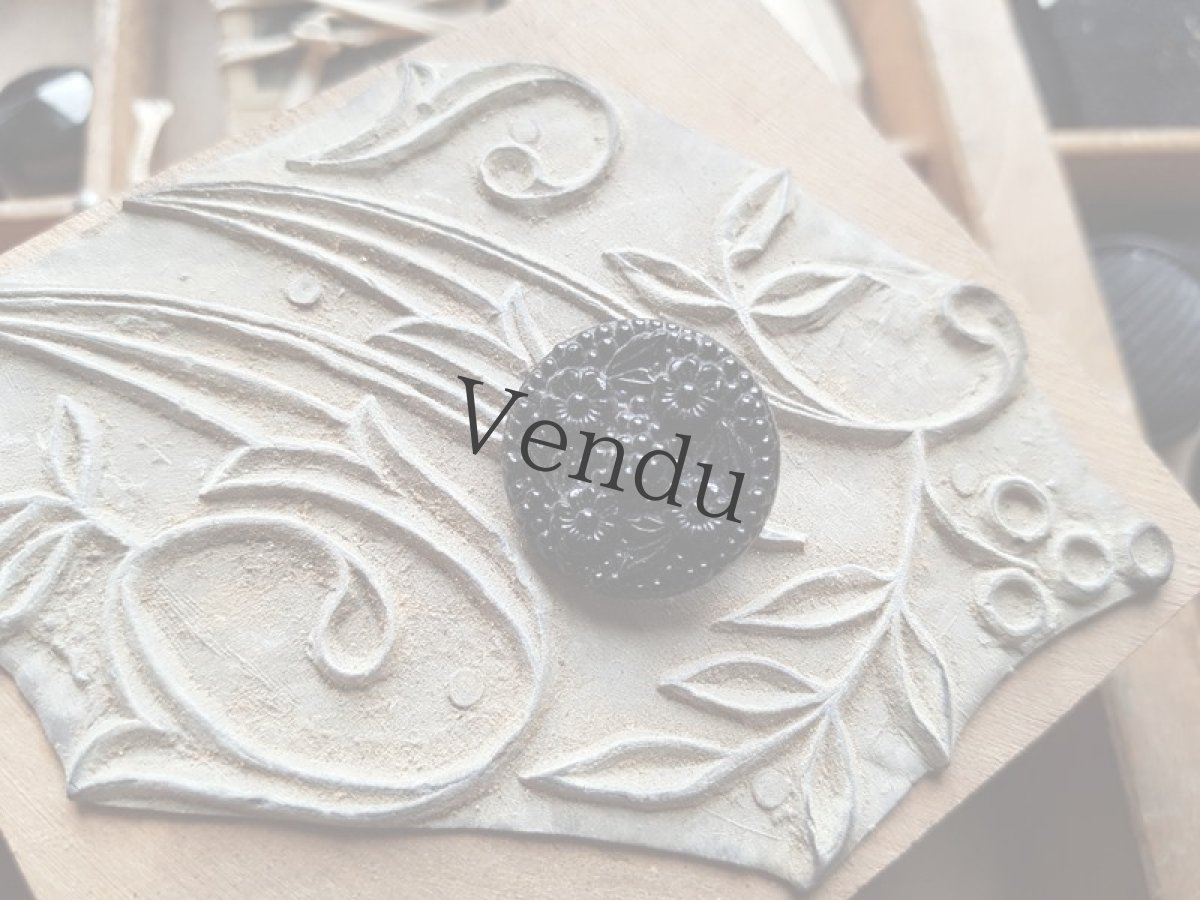 画像4: フランスアンティーク　フレンチジェットボタン22ｍｍ (4)