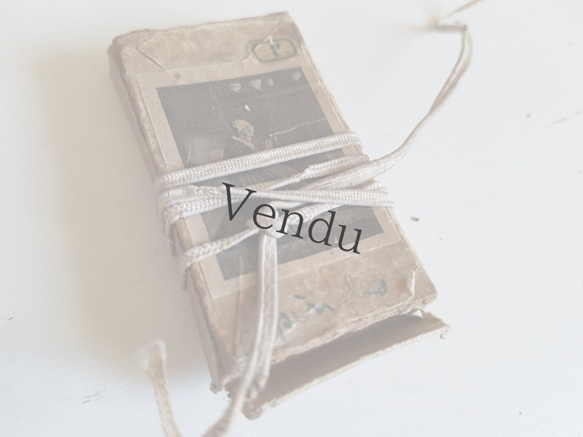 画像4: フランスアンティーク　ビーズの入った古い箱 (4)