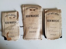 画像1: フランスアンティーク　AU BON MARCHÉの生地サンプル　3つセット (1)