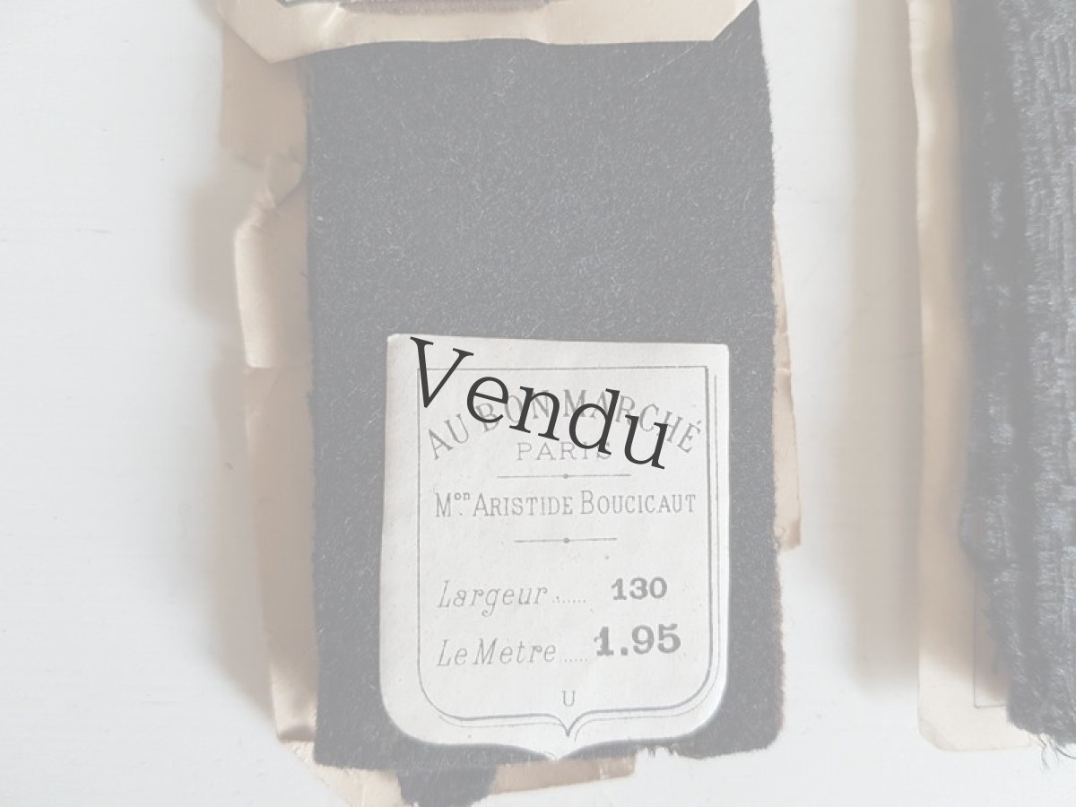 画像3: フランスアンティーク　AU BON MARCHÉの生地サンプル　3つセット (3)