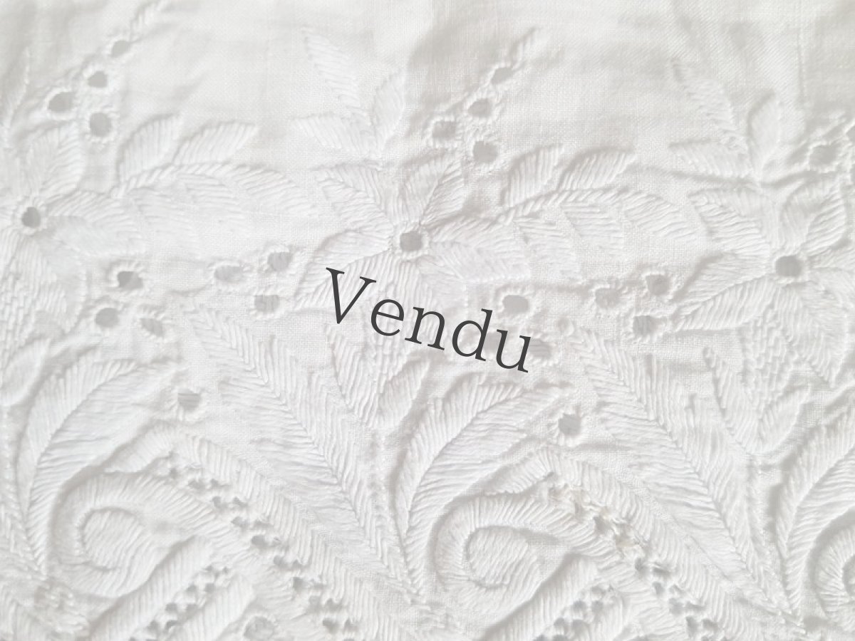 画像7: フランスアンティーク　カットワーク刺繍　大きな端切れ2種セット (7)