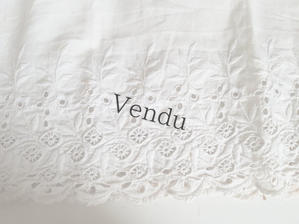 画像12: フランスアンティーク　カットワーク刺繍　大きな端切れ2種セット (12)