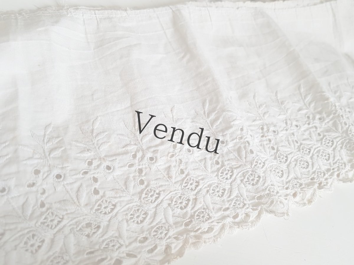 画像13: フランスアンティーク　カットワーク刺繍　大きな端切れ2種セット (13)