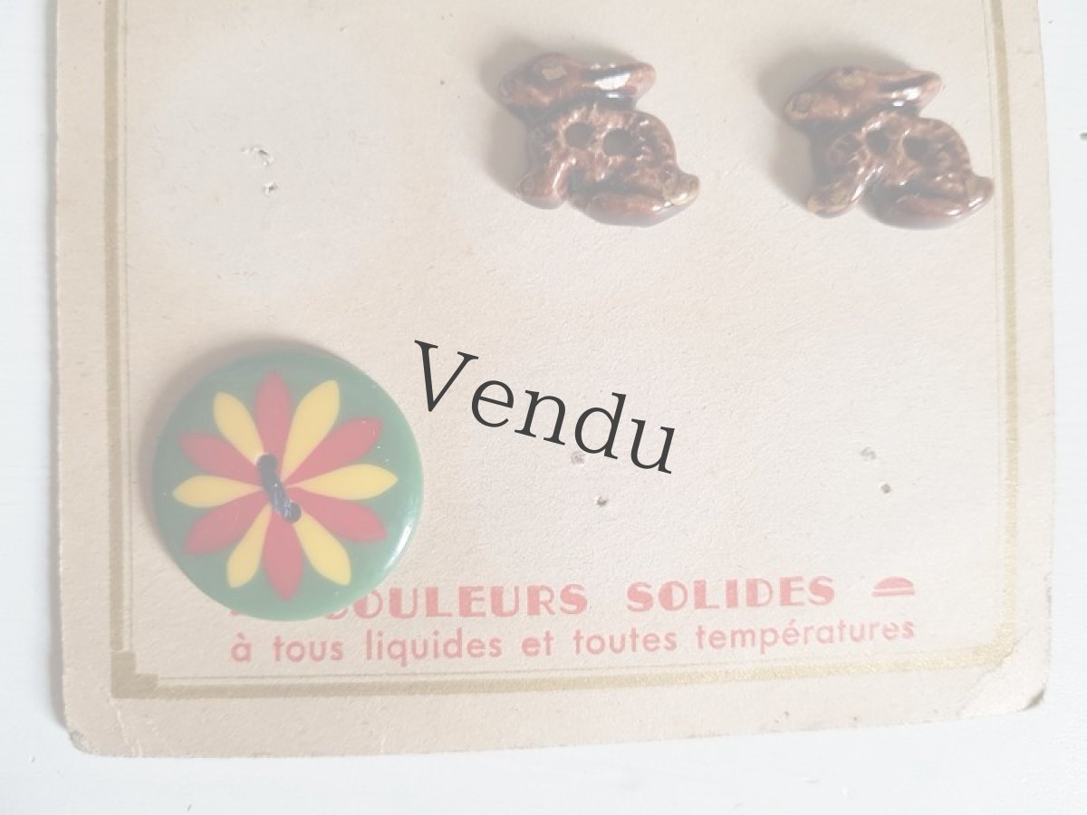 画像4: フランスヴィンテージ　陶器のボタン果実と兎 (4)