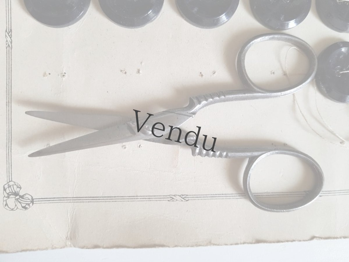 画像4: フランスヴィンテージ　手芸はさみとボタンシート (4)