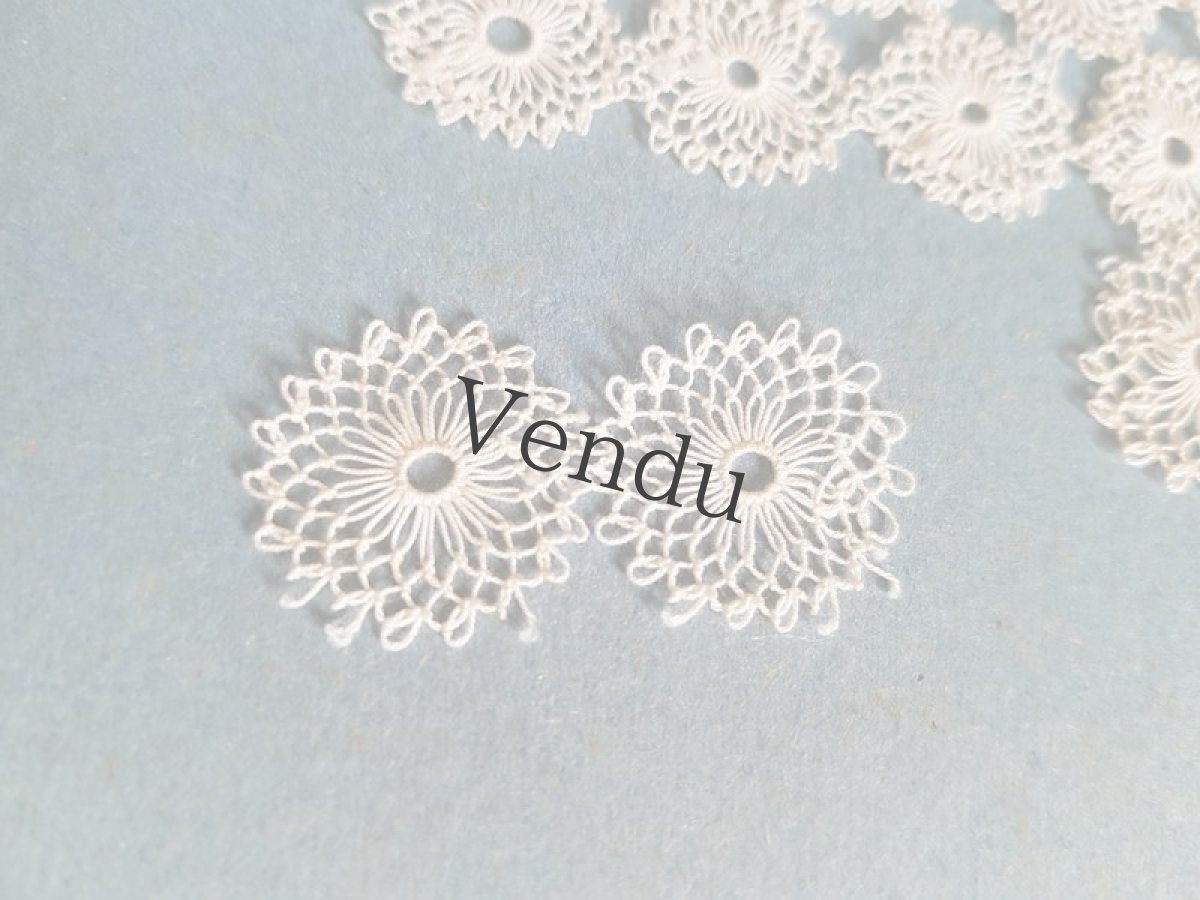 画像3: フランスアンティークちいさくて華奢なレースのモティーフ (3)