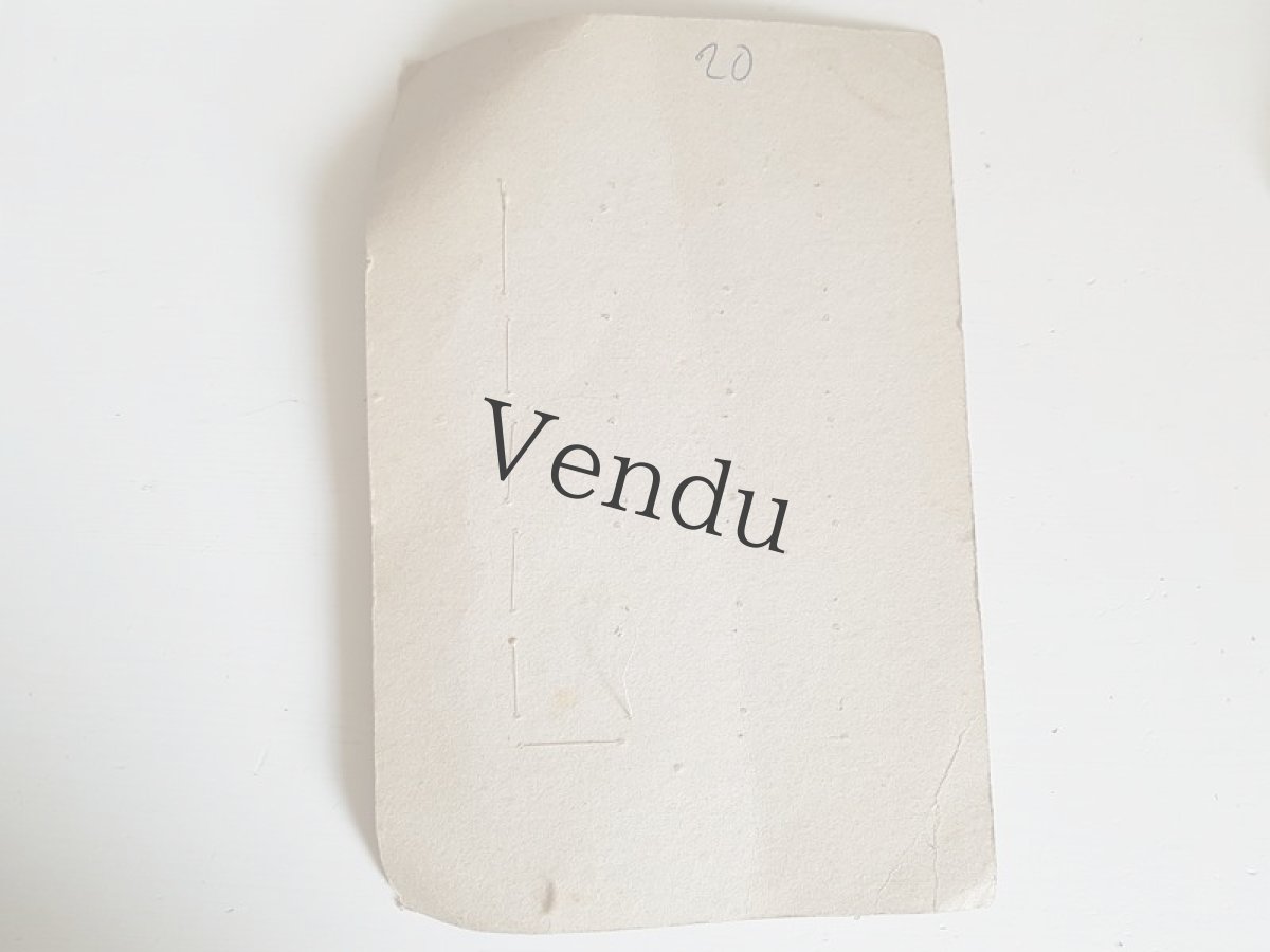 画像5: フランスアンティーク　シックなルージュのボタンシート (5)