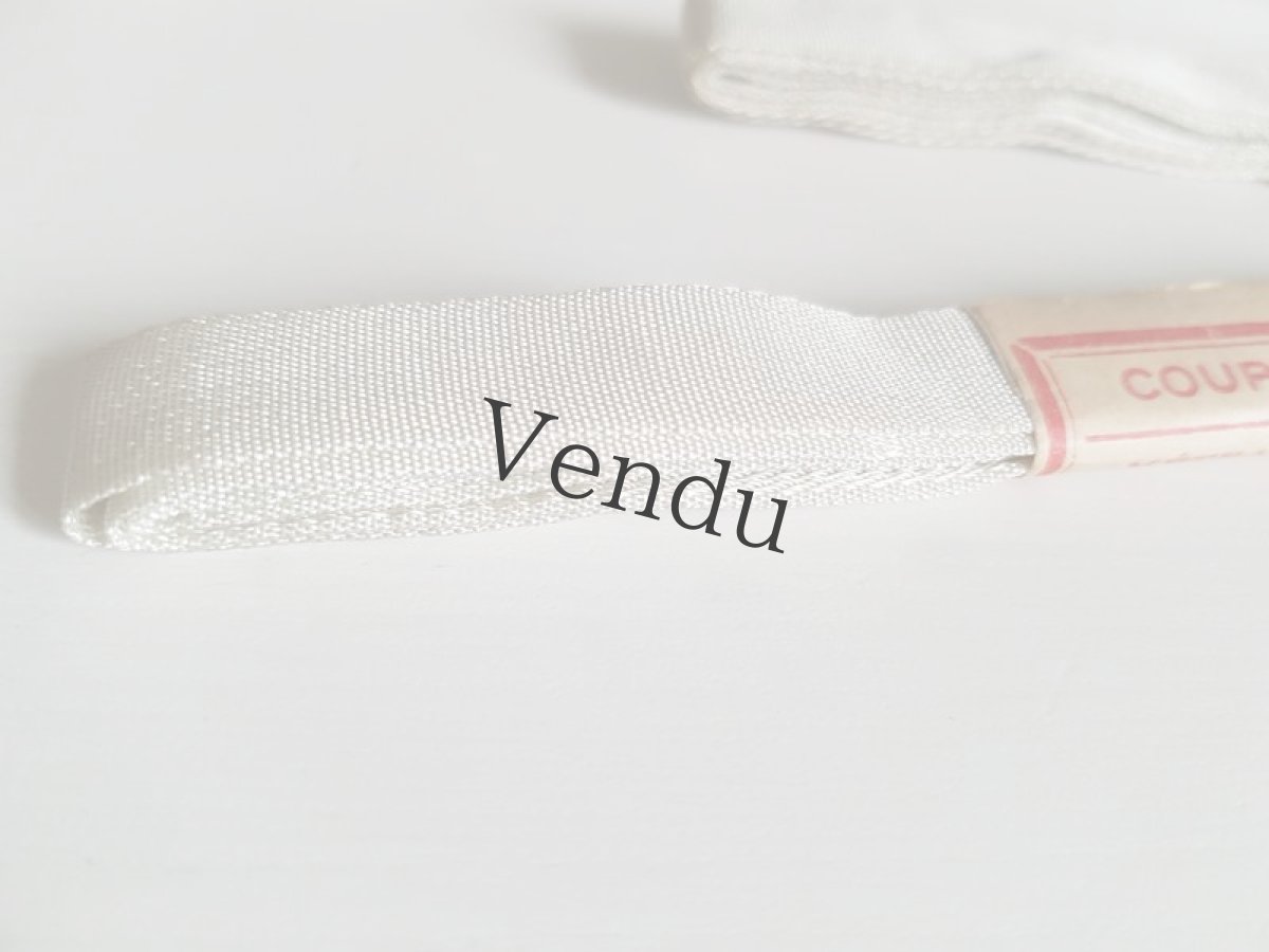 画像5: フランスヴィンテージ　ラベル付きリボン (5)