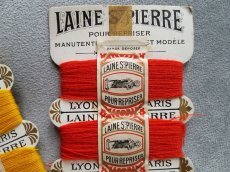 画像4: フランスアンティーク　紙製糸巻き LAINE St-PIERRE 2色セット (4)