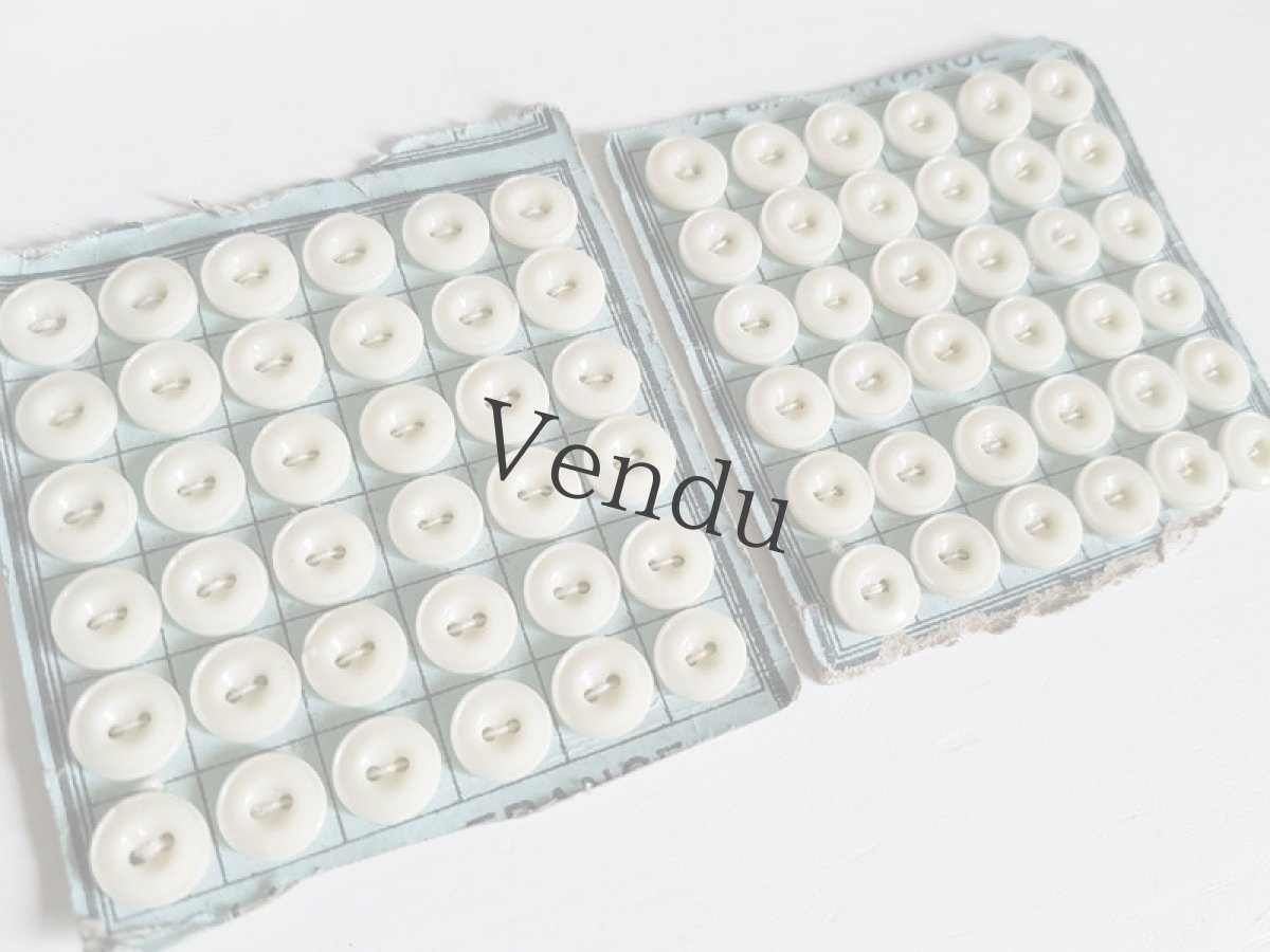 画像3: フランスアンティーク　ミルクガラスボタンシート 9mm (3)