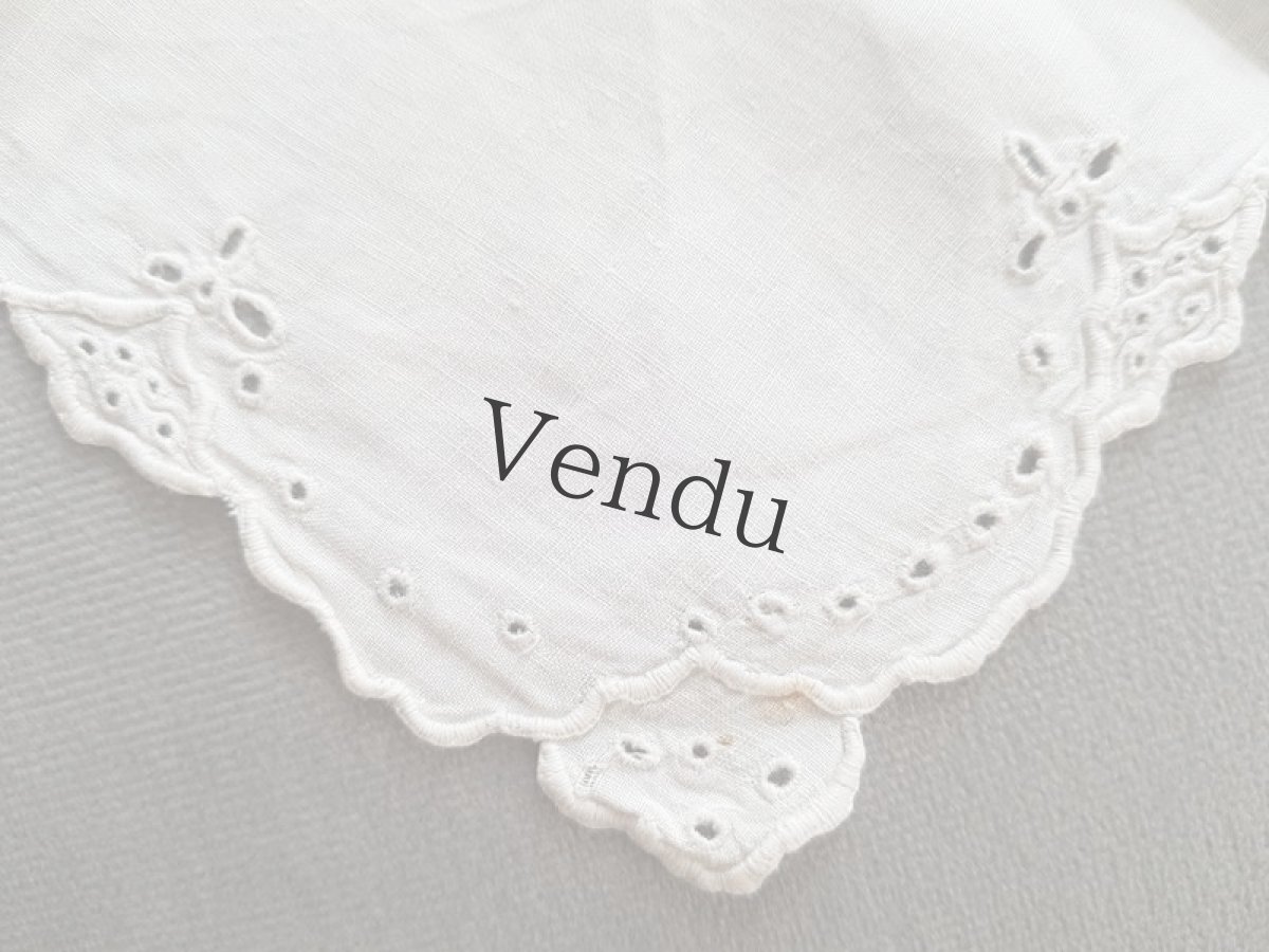 画像4: フランスアンティーク　カットワーク白刺繍のちいさなハンカチ (4)