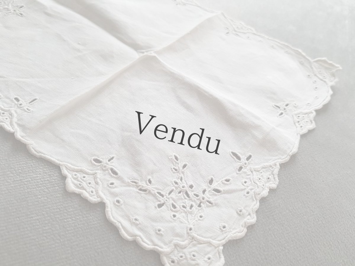 画像5: フランスアンティーク　カットワーク白刺繍のちいさなハンカチ (5)