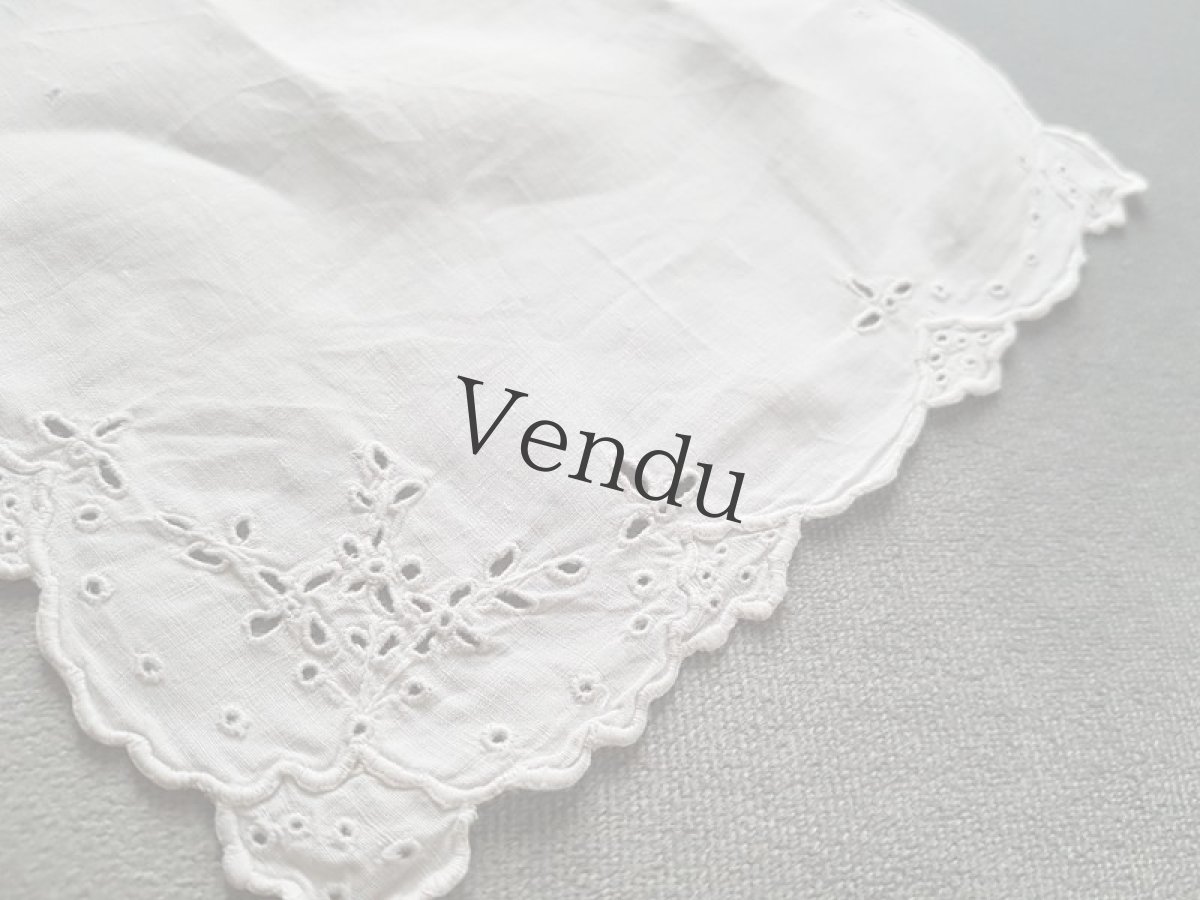 画像3: フランスアンティーク　カットワーク白刺繍のちいさなハンカチ (3)