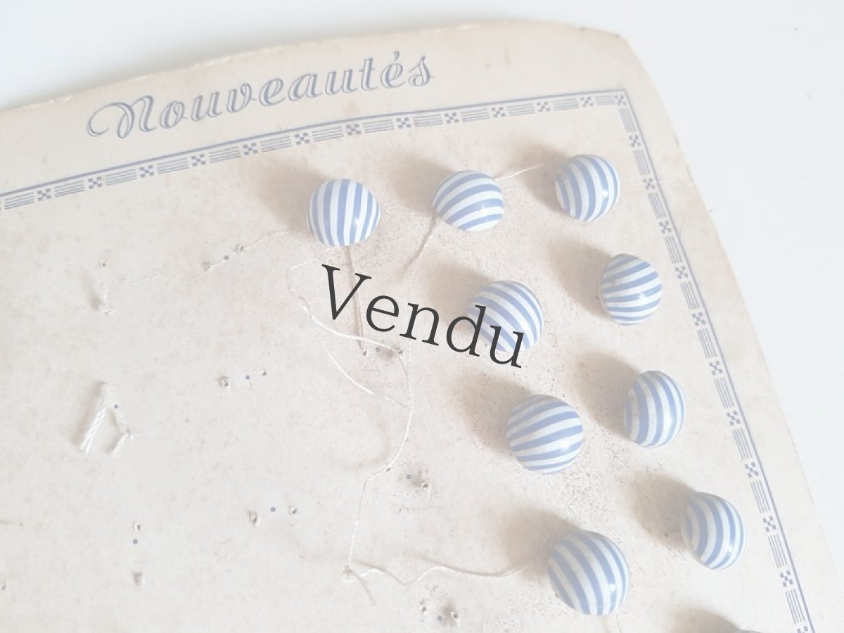 画像3: フランスヴィンテージ　ボンボンみたいなボタンのシート10mm Bleu (3)