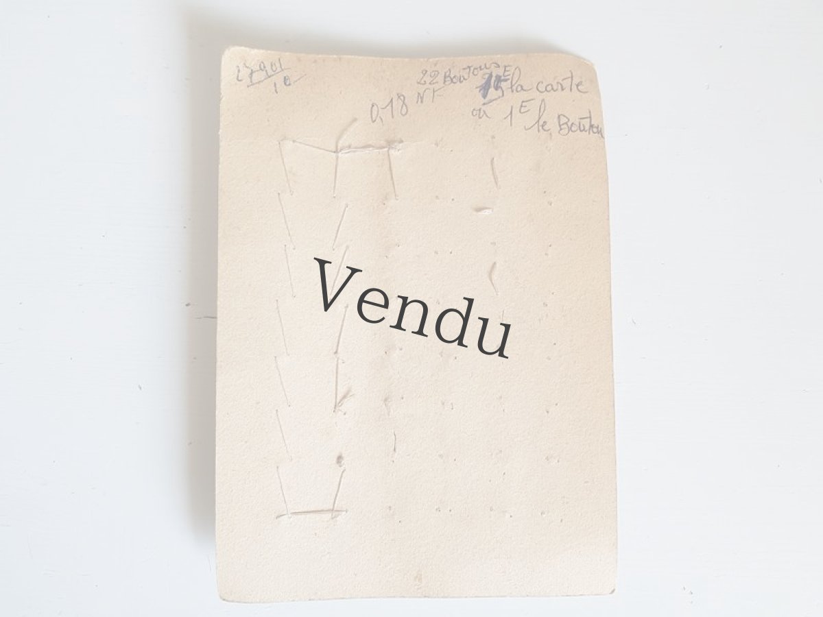 画像6: フランスヴィンテージ　ボンボンみたいなボタンのシート10mm Bleu (6)