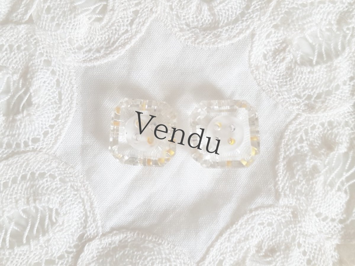 画像4: フランスアンティーク　色つきガラスボタン15mm　２個セット (4)