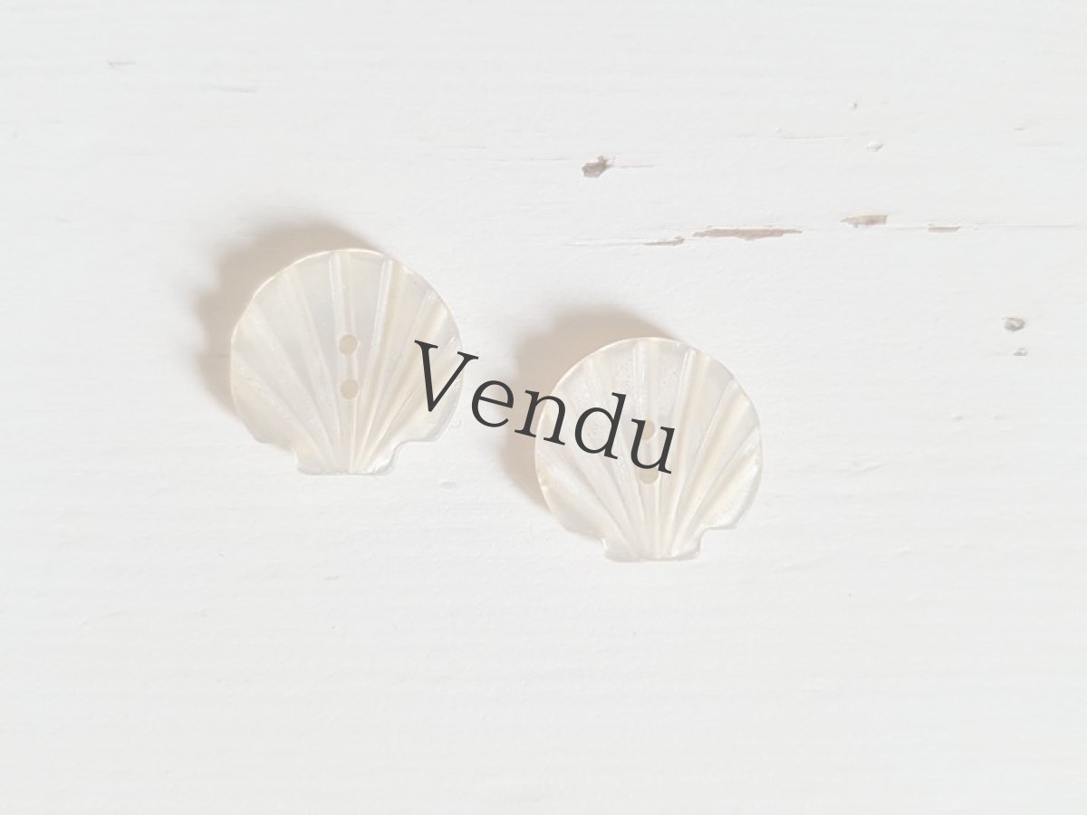 画像3: フランスアンティーク　貝のかたちの貝ボタン13mm (3)