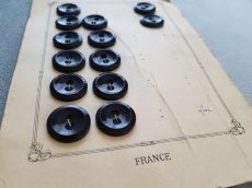 画像4: フランスアンティーク　シックなNoirのボタンシート 22mm (4)