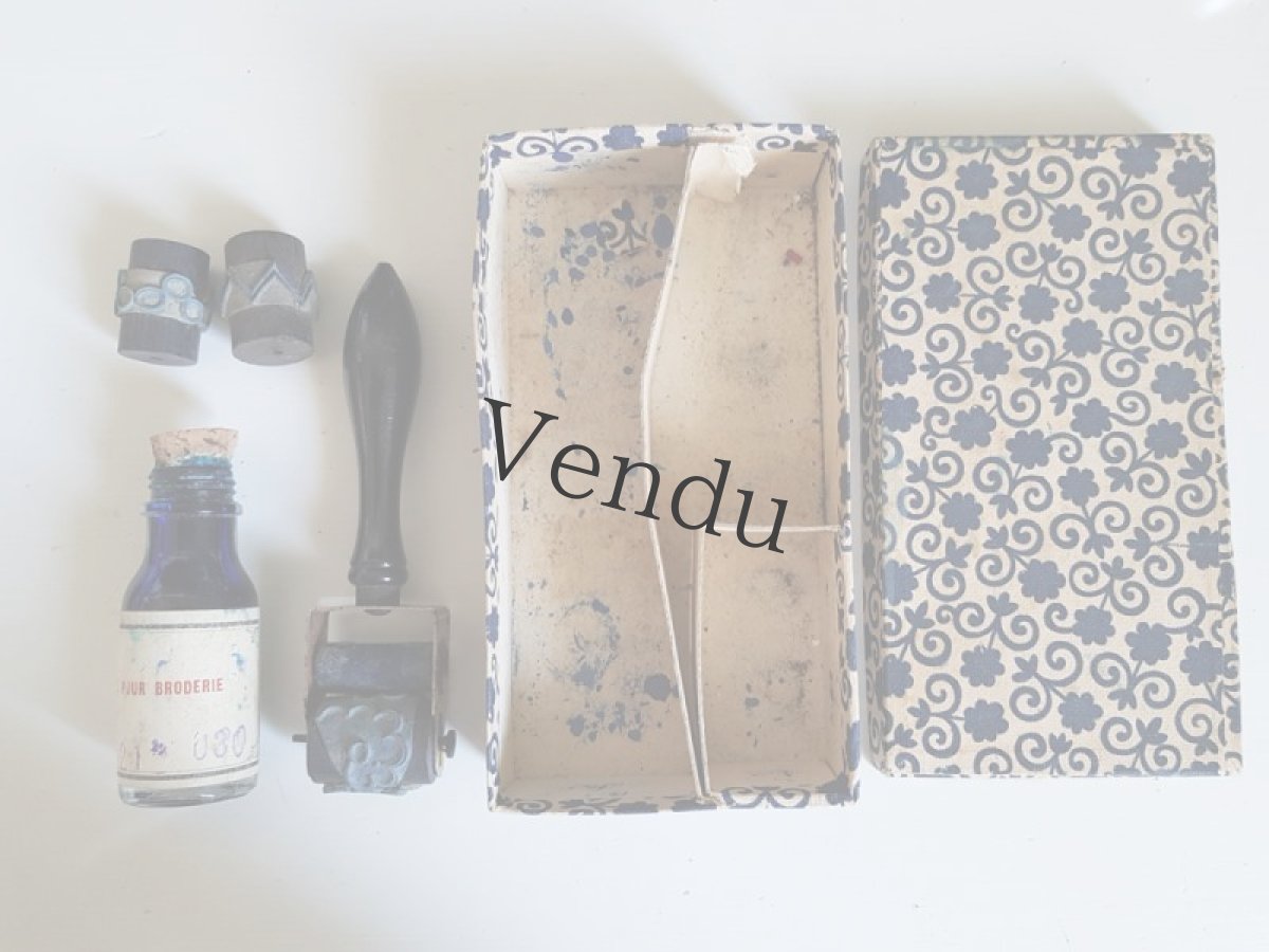 画像3: フランスアンティーク　箱入り刺繍スタンプセット　インクつき (3)