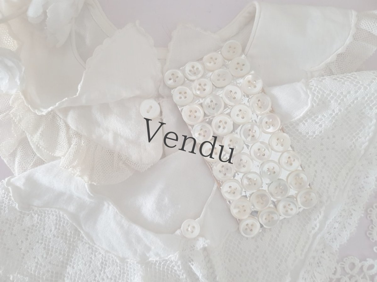 画像4: フランスアンティーク　貝ボタンシート9mm (4)