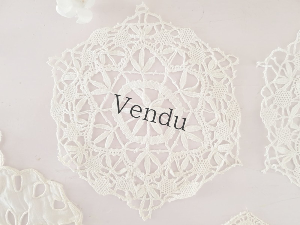 画像2: フランスヴィンテージ　少しおおきめレースモティーフ (2)