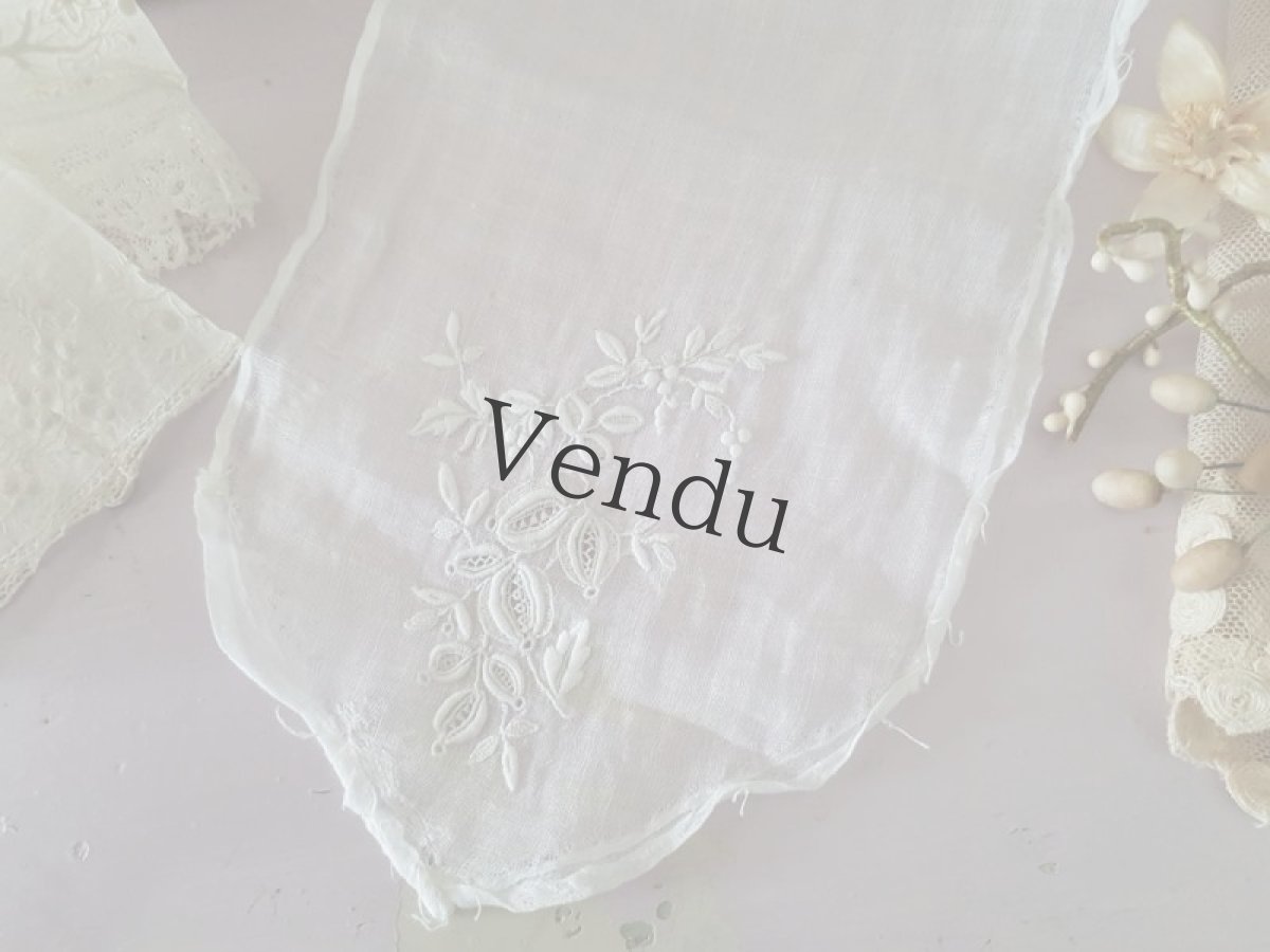 画像2: フランスアンティーク　ホワイトワーク端切れ (2)