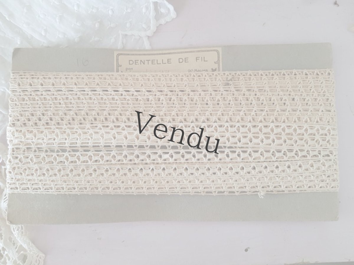 画像2: フランスアンティーク　台紙とラベルつきレースブレード (2)
