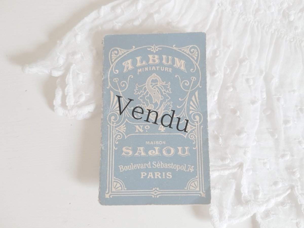 画像1: フランスアンティーク　MAISON SAJOU　ミニチュア刺繍アルファベット図案 No.4 (1)